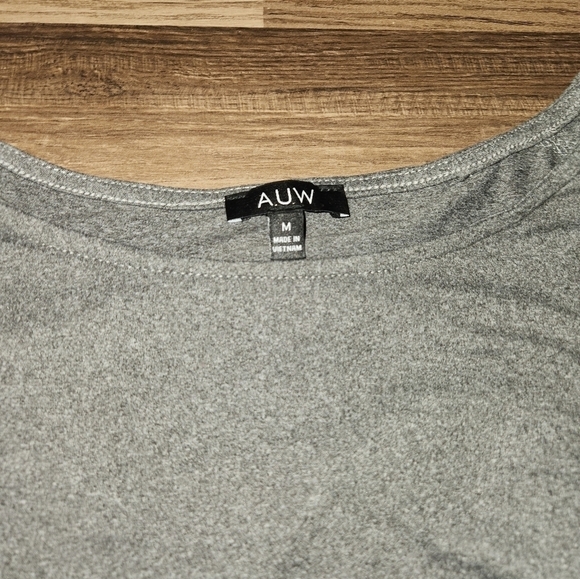AWU Gray Short Sleeve Top Size Medium. Sleeves Criss Cross Tie Down the Arms. - Picture 2 of 5